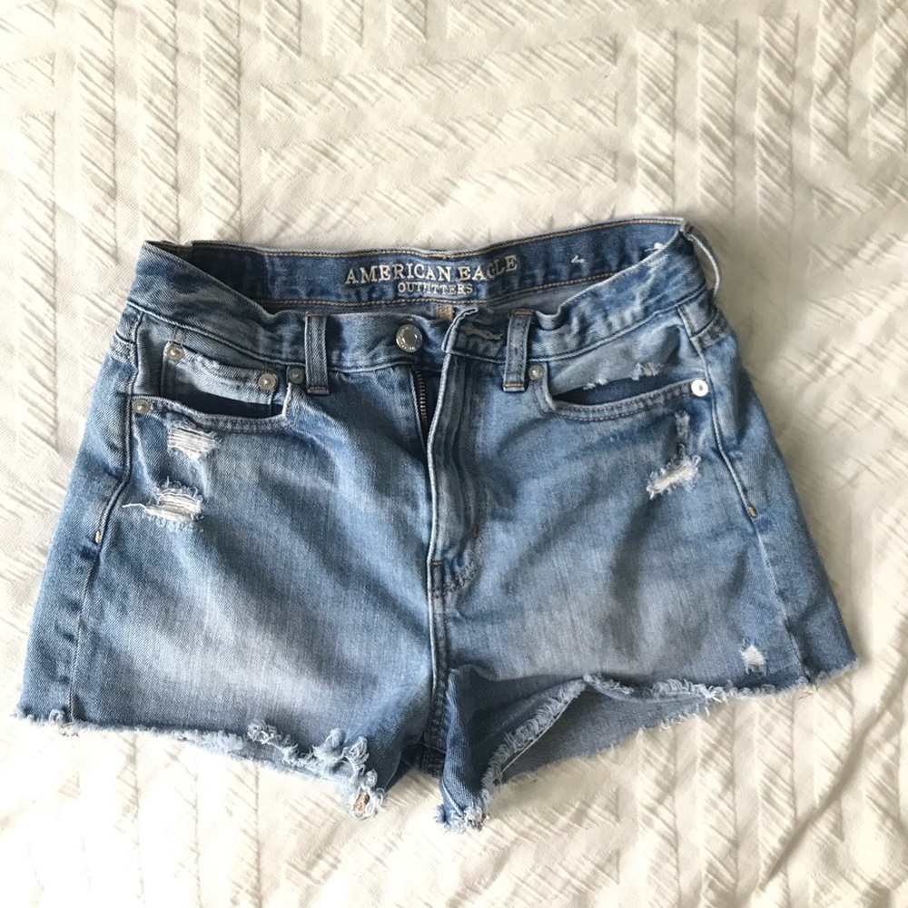 American Eagle Mom Short